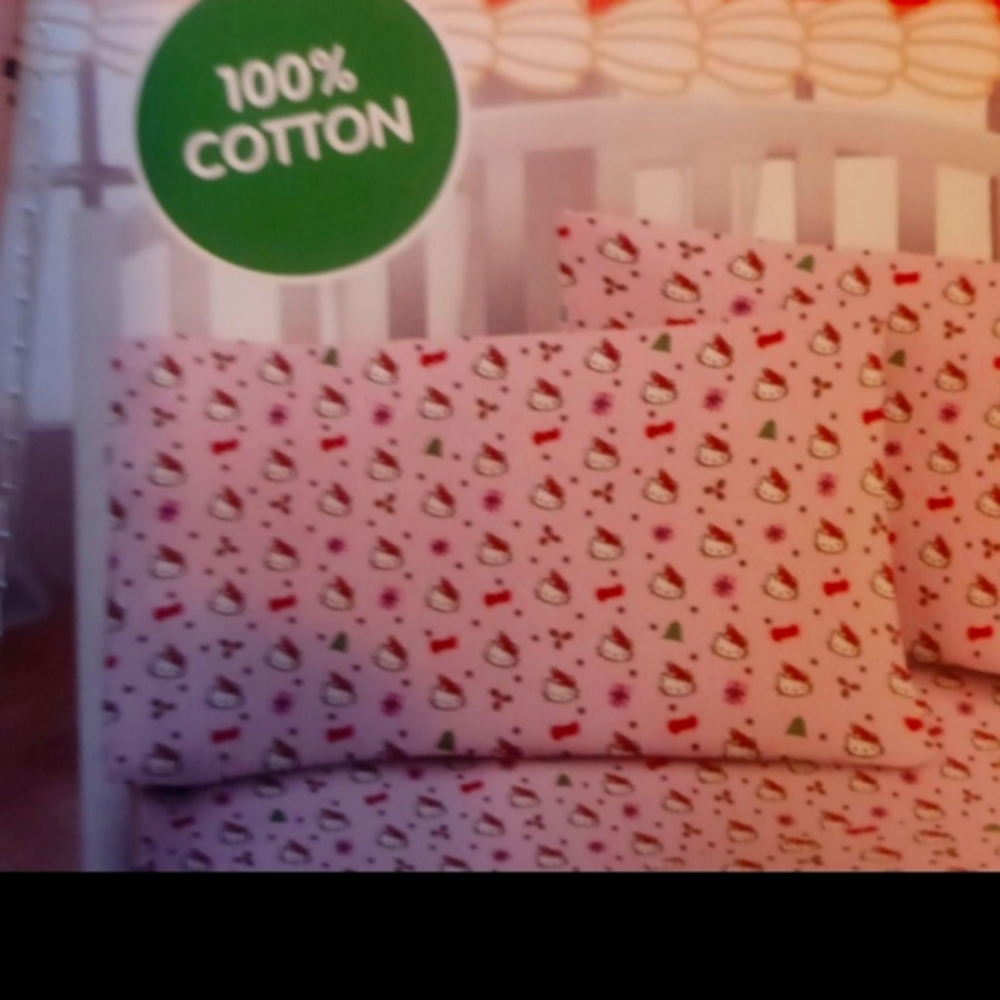 Hello kitty x pink Christmas pillow cases BNIP VHTF RARE 1 pouch of 2